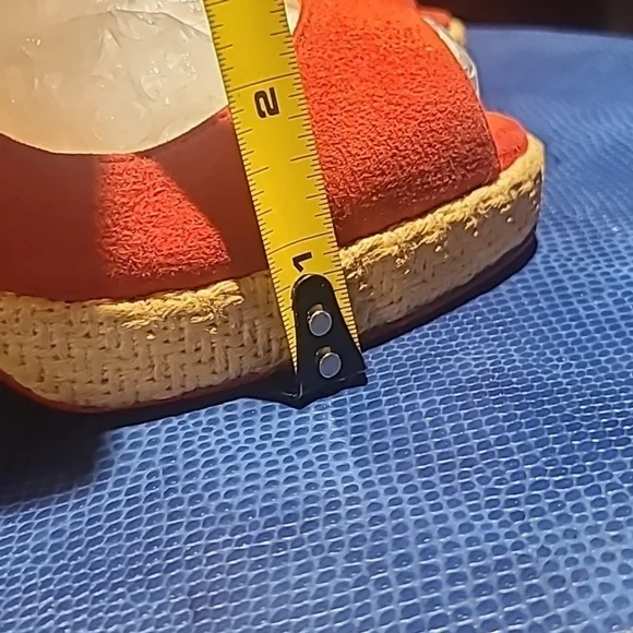 Christian Louboutin heels Sz 38.(#1387)red suede w/ 4.75" heel and 1" platform. - Picture 9 of 17